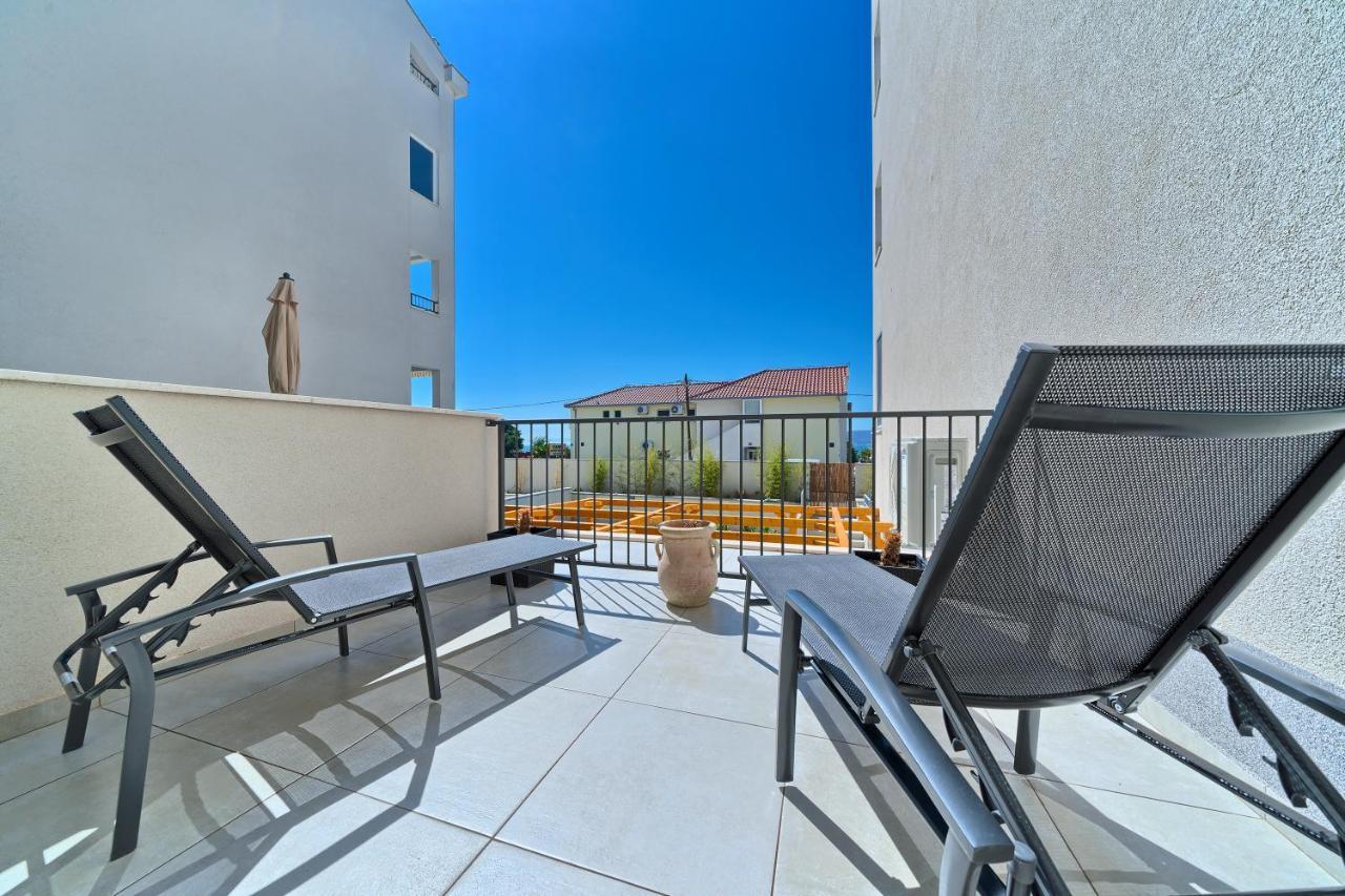 Kaštela Terrace Apartment Danny מראה חיצוני תמונה